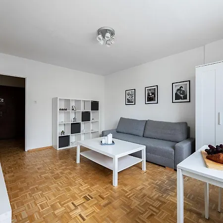 Jagiellonska 4: Private With Balcony Near National Stadium Apartment