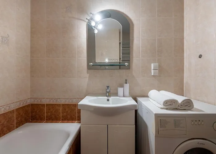 Jagiellonska 4: Private With Balcony Near National Stadium * Warsaw