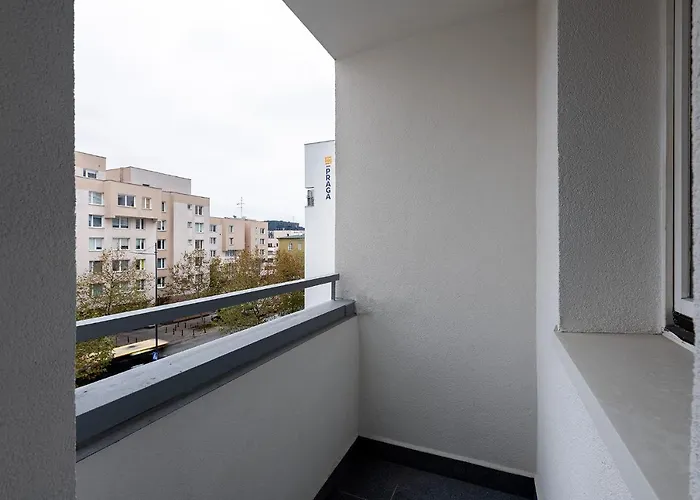 Appartement Jagiellonska 4 Prywatne Mieszkanie Z Balkonem I Bezplatnym Parkingiem 300m Od Stadionu Narodowego Samodzielne Zameldowanie! Self Check-in System! Varsovie